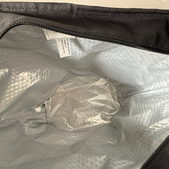 Olivet X-Large Insulated Tote Black - Picture 8 of 11